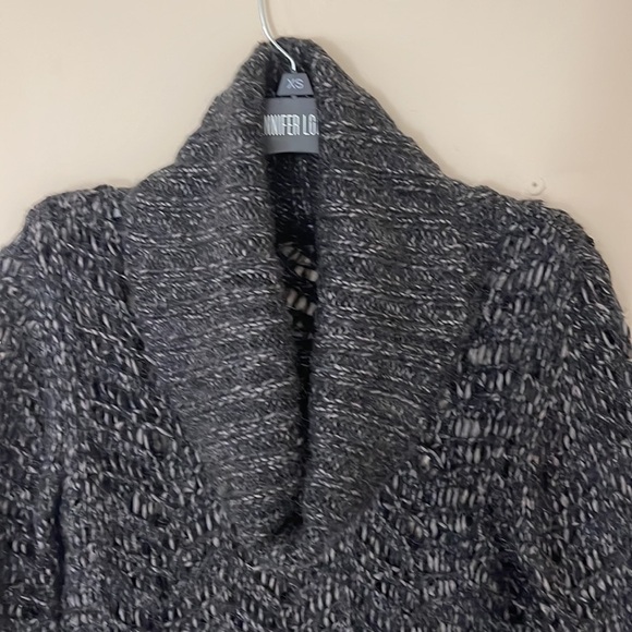 Sweater - Picture 4 of 7